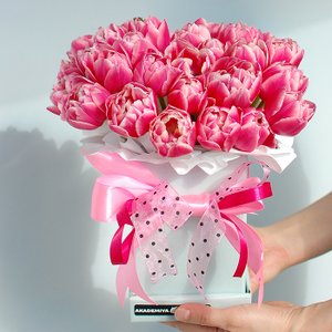 Шляпная коробка "Яркие тюльпаны"