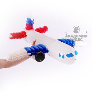 Фигура из шаров "Самолёт"