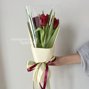 Букет из 3 пионовидных тюльпанов