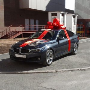 Большой бант на машину (аренда/сутки)