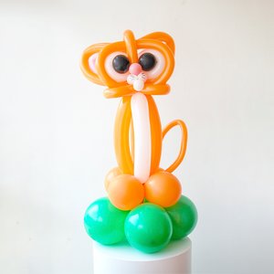 Фигура из шаров "Тигр"