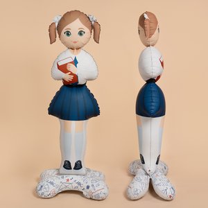 Ходячая фигура "Школьница", на подставке (надув воздухом)