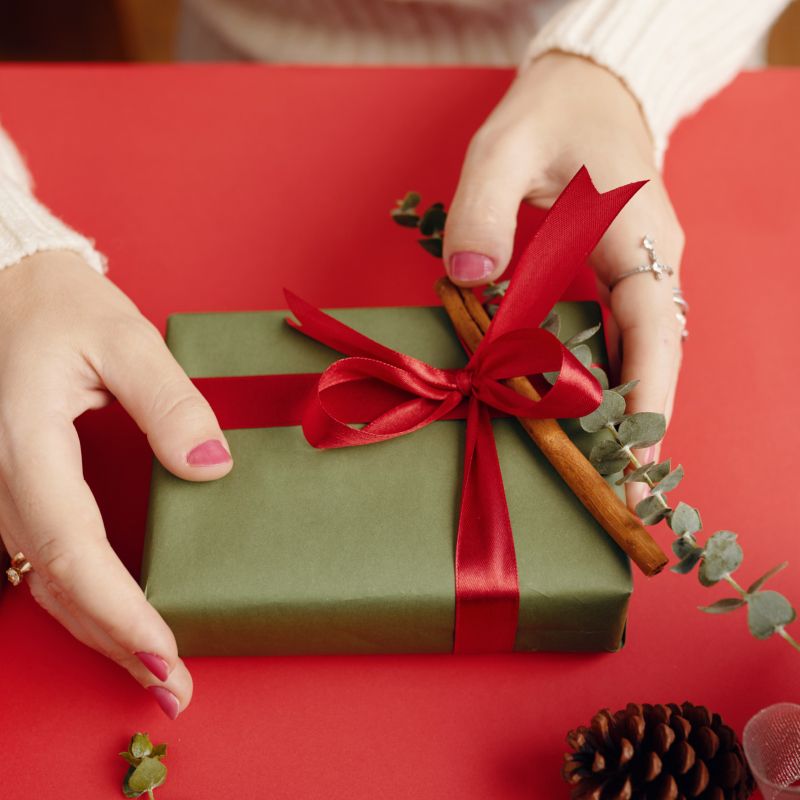 Упаковка подарков