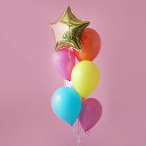 "Ягодный дайкири" фонтан из 8 воздушных шаров