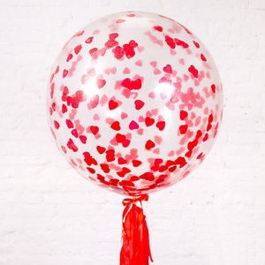 Шар метровый с конфетти сердечки и кисточкой