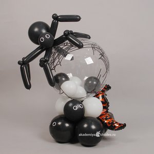 Фигура из шаров "Плетущий сети"