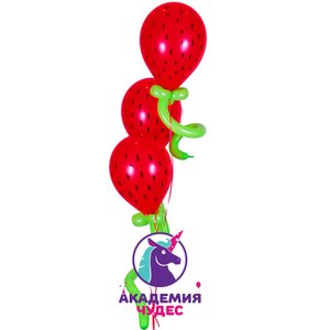 Фонтан из воздушных шаров "Клубнички"