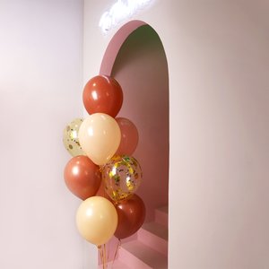 "Саванна" фонтан из 9 воздушных шаров