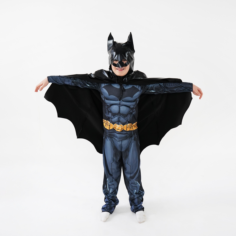 Как сделать костюм Бэтмена своими руками: выкройка, пошаговая инструкция, фото